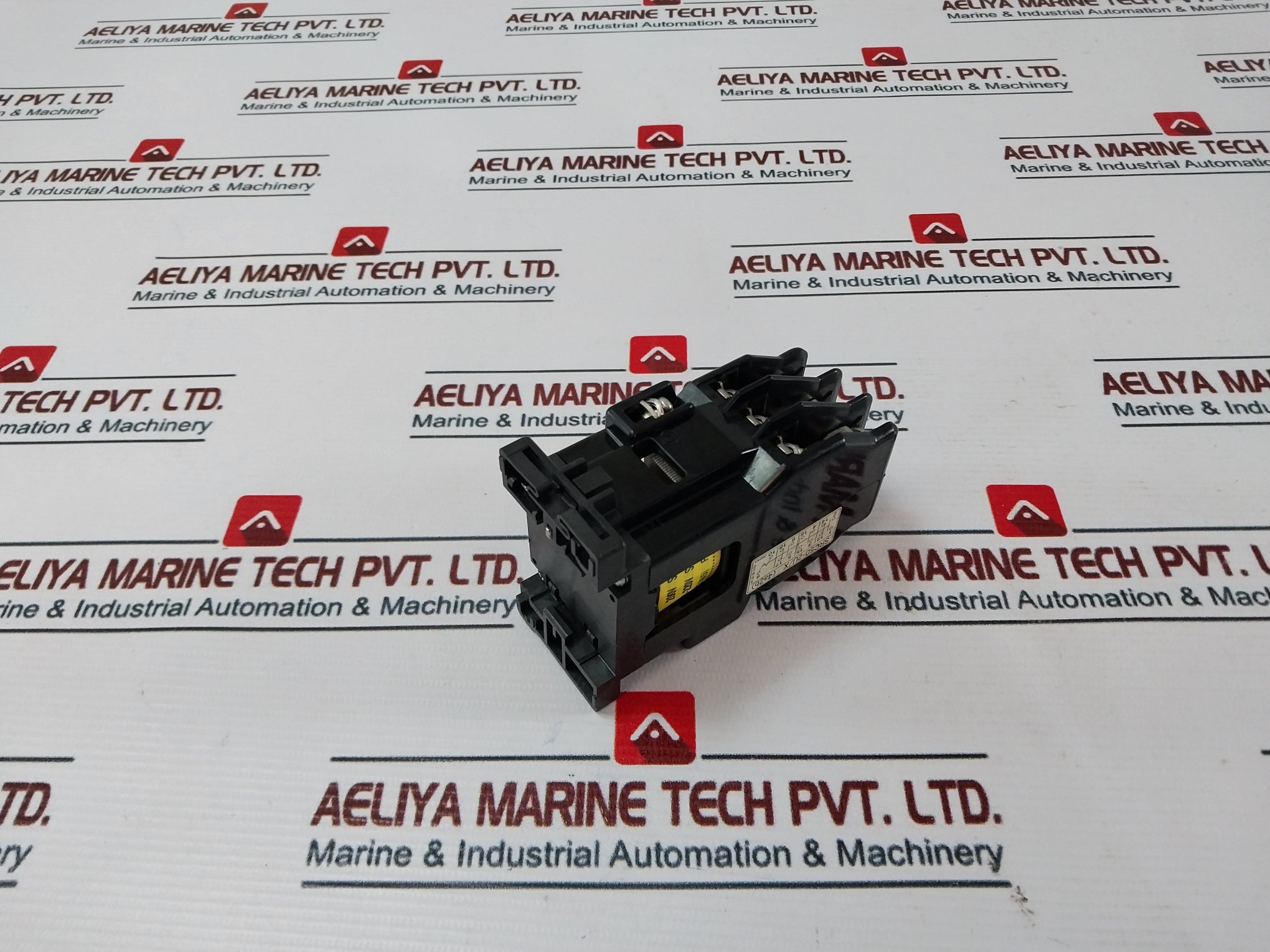 Fuji Electric Src50-2U/X (4A2B) Magnetic Contactor