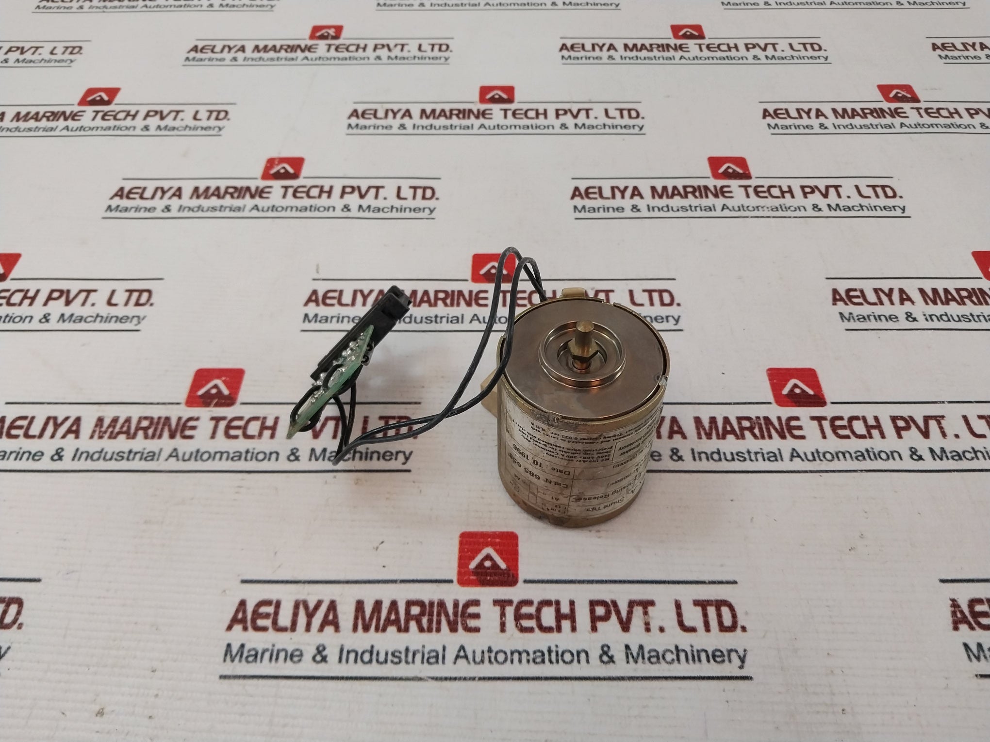 Merlin Gerin 685 658 Mx-a Shunt Trip Unit Xf-e Closing Release Circuit Breaker