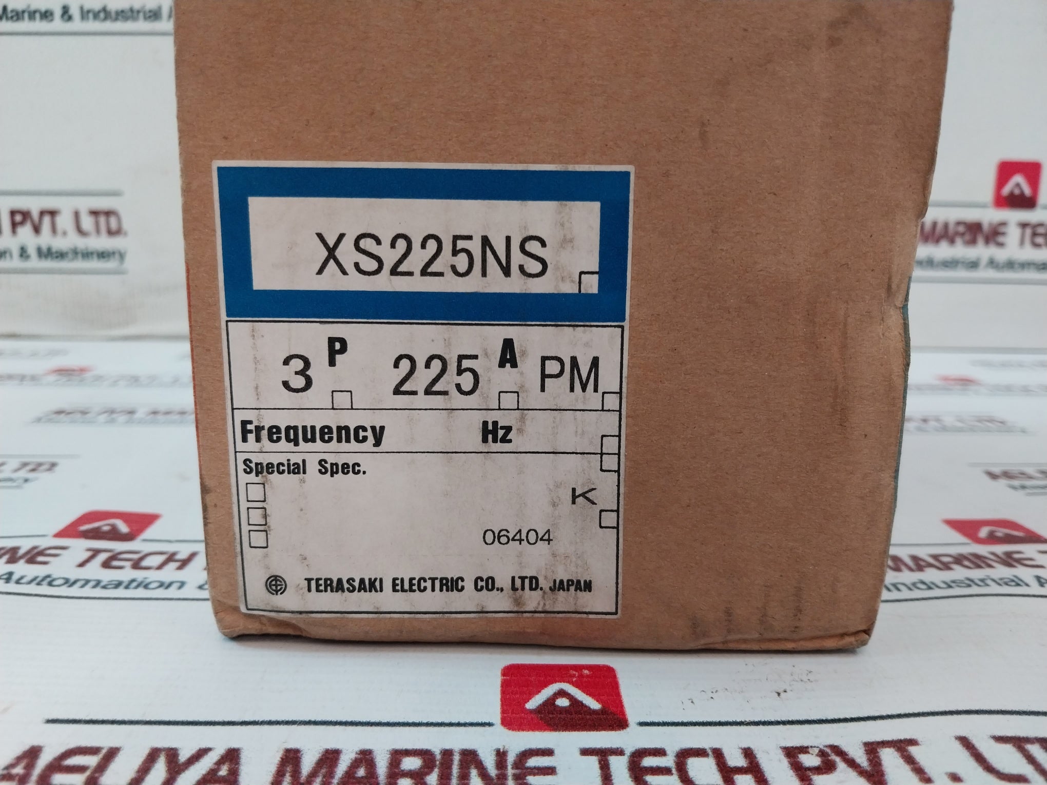 Terasaki Tembreak Xs225Ns 3 Pole Circuit Breaker 225A Ac690V 50~60Hz