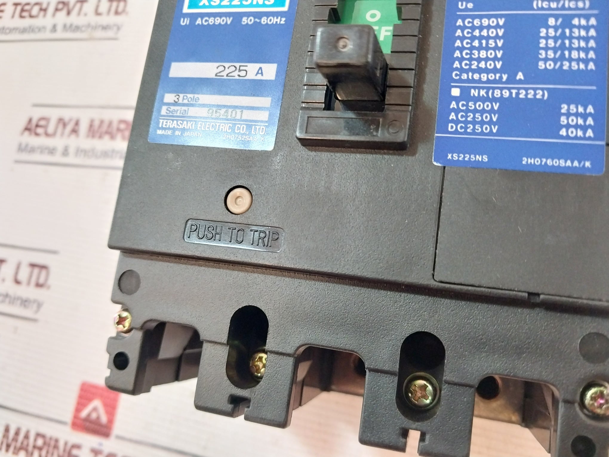 Terasaki Xs225Ns Tembreak Circuit Breaker 3 Pole 225A Ac690V 50~60Hz
