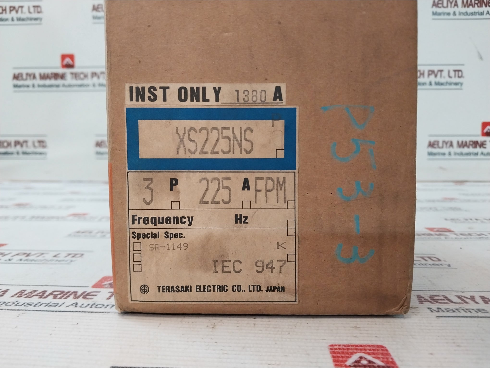 Terasaki Xs225Ns Tembreak Circuit Breaker 3 Pole 225A Ac690V 50~60Hz
