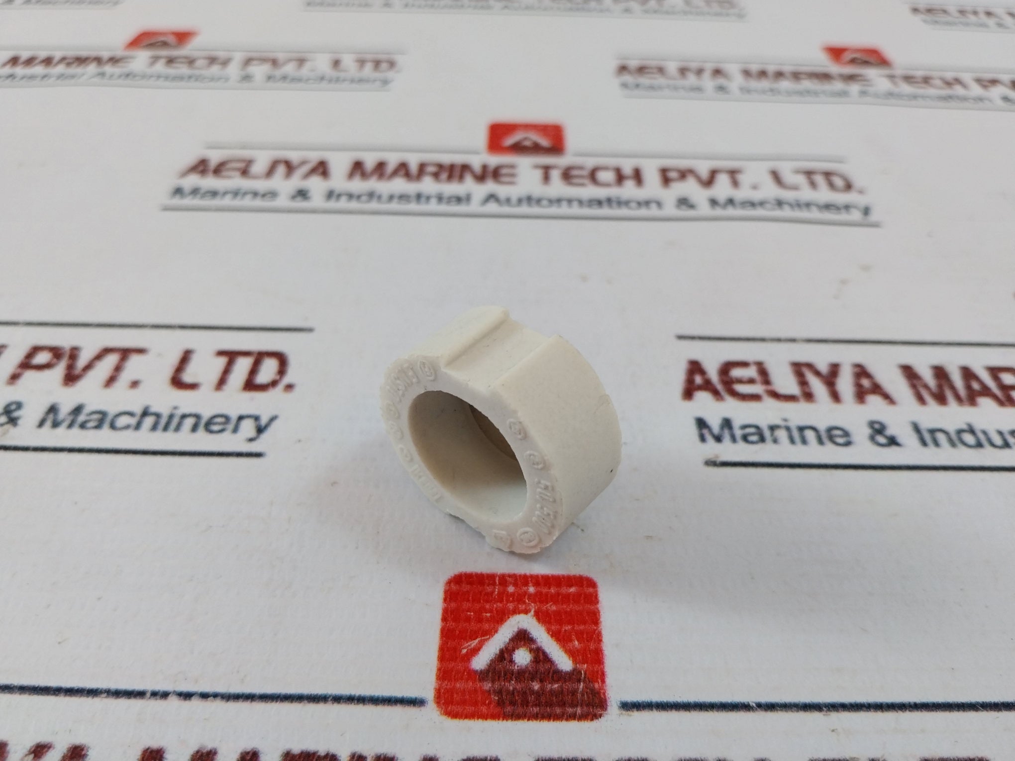 Lot of 4X Ensto 50/500 Screw
