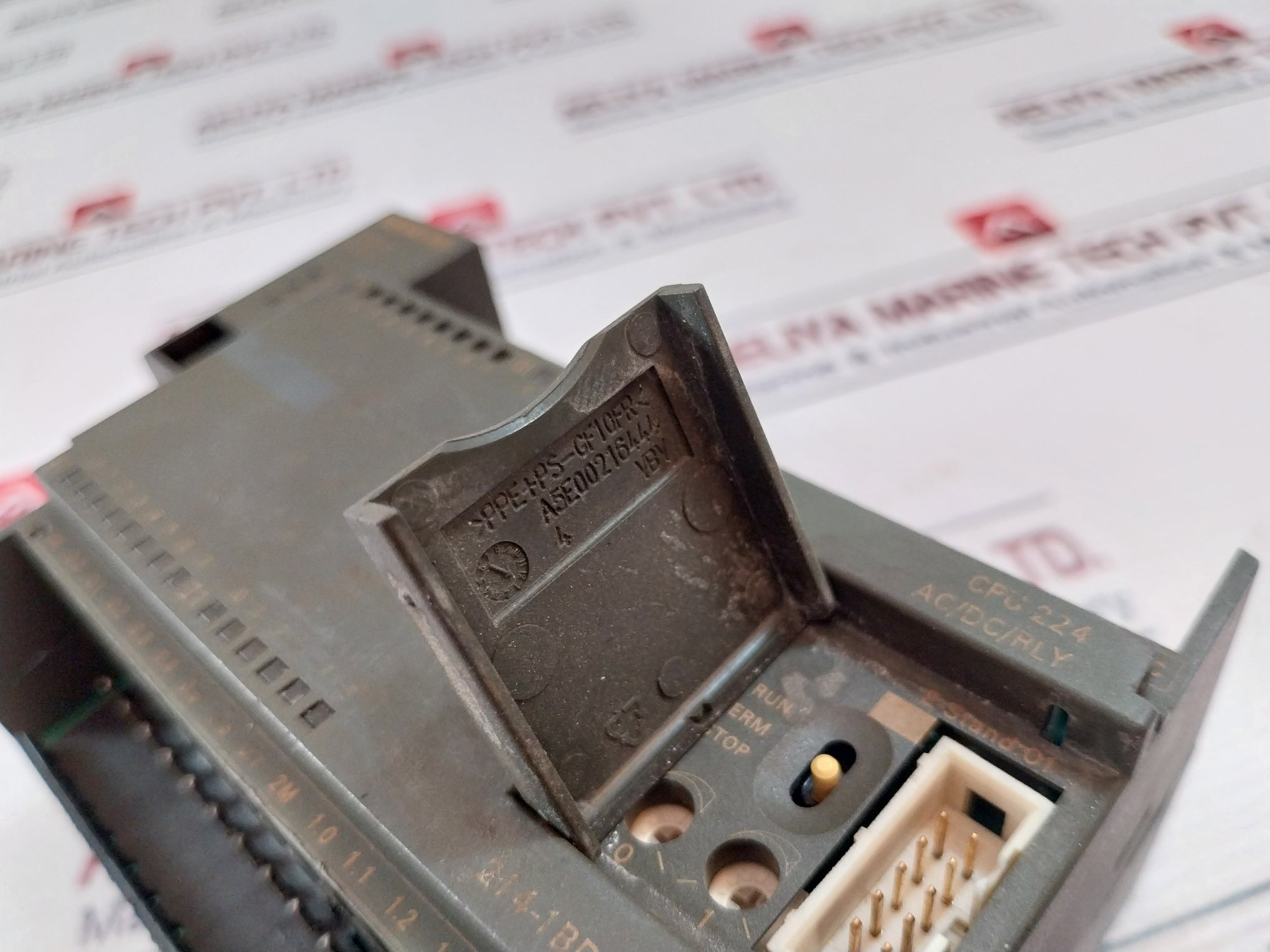 Siemens 6Es7 214-1Bd23-0Xb0 Simatic S7-200 Plc Module 85-264Vac 300V 10A