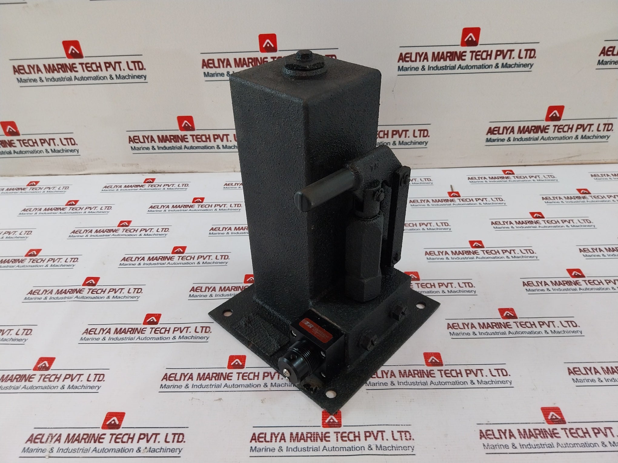 Tr Engineering 08-2028 Hydraulic Hand Pump Gl. 326.01.05.00.153