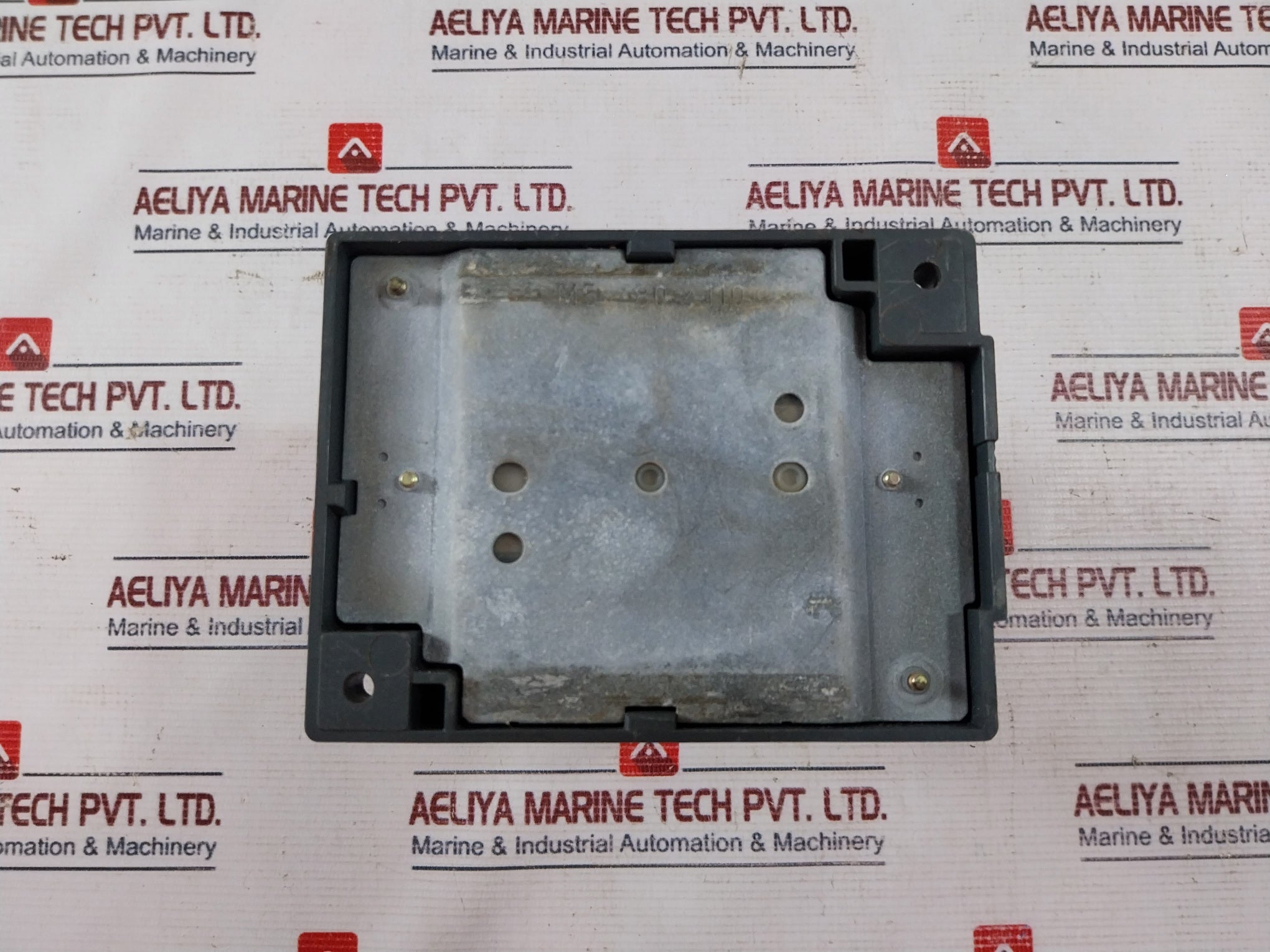 Siemens 3Tf48 Contactor W/ 3Ty7 561-1B Contact Block 600Vac