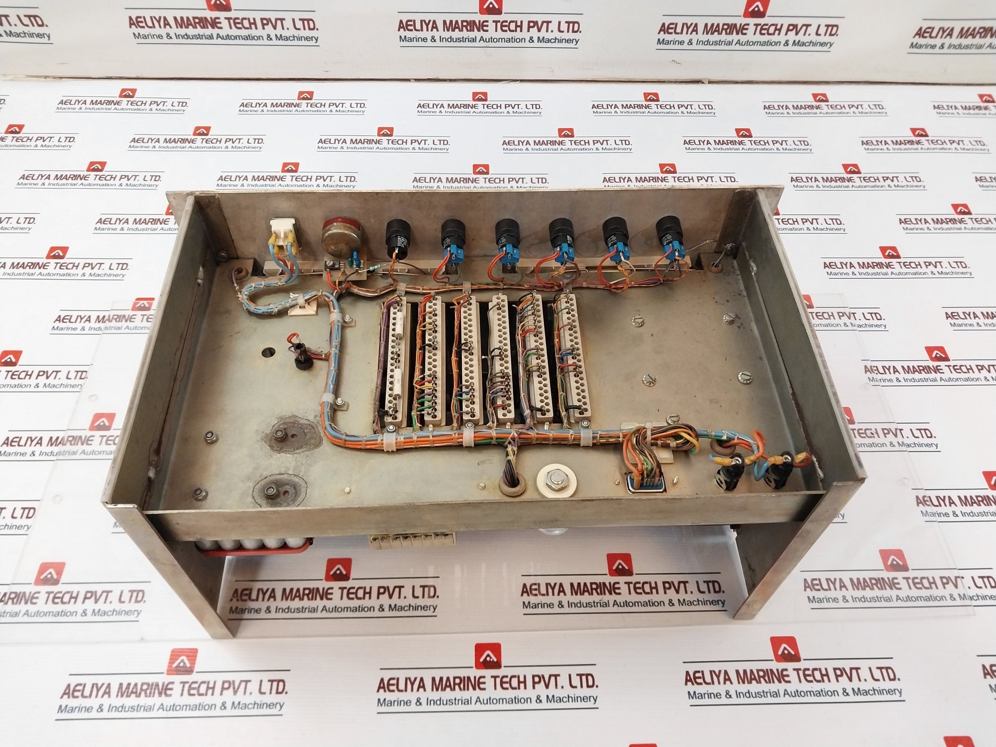 Semco Type M9C Power Supply With Battery Charge