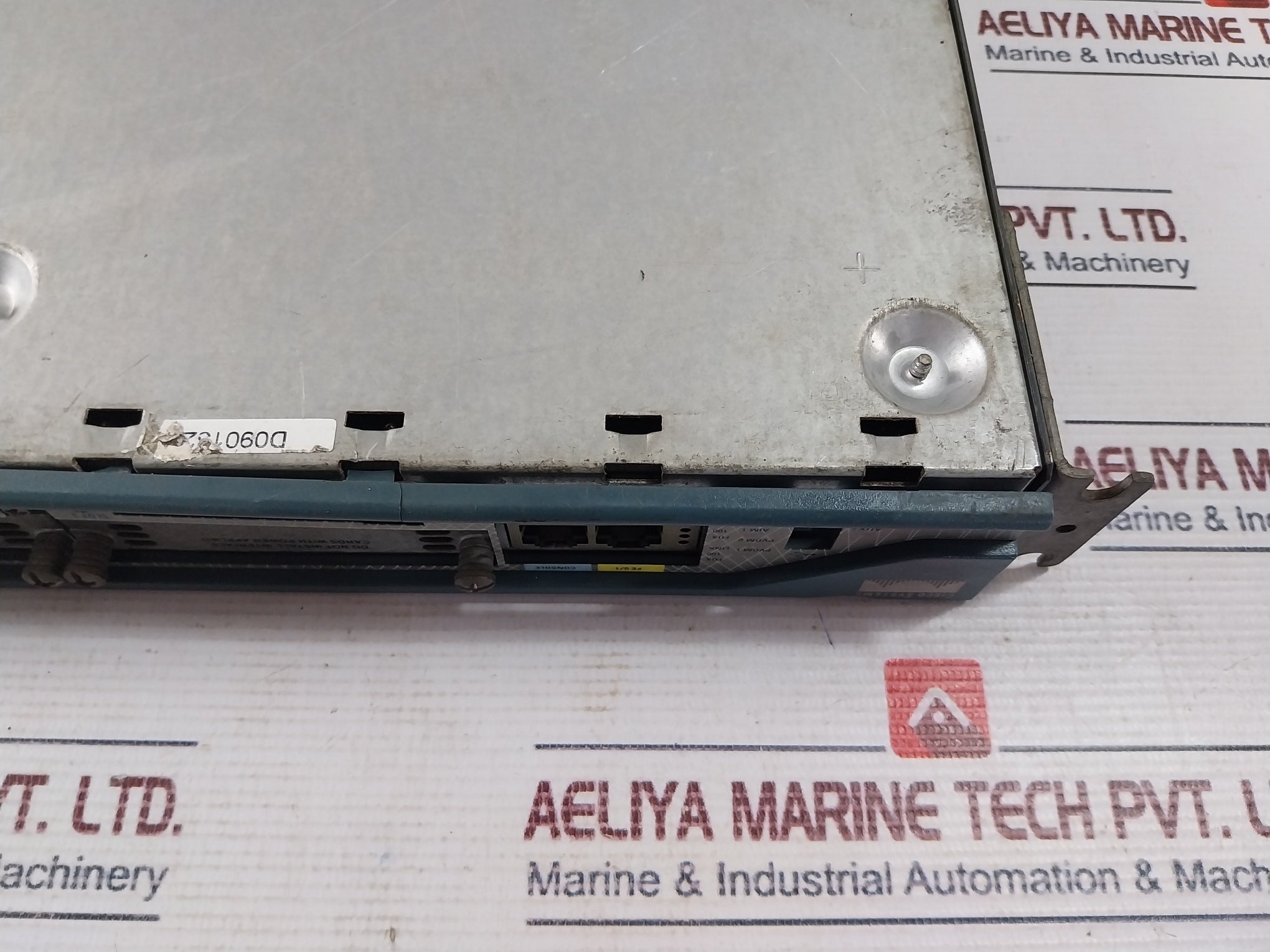 Cisco 2801 Integrated Services Router 100-240V 5A 50/60 Hz