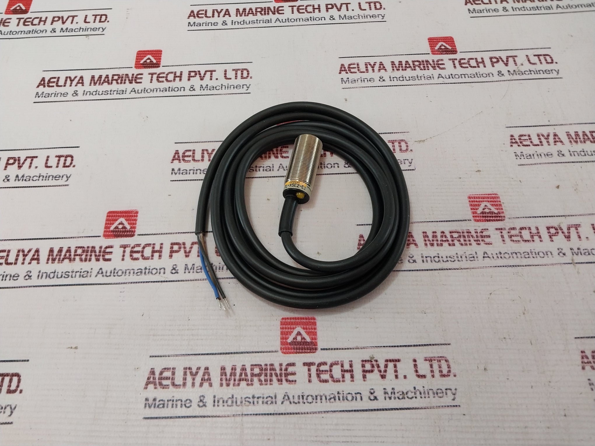 Omron Tl-x5E2-e1 Rpm Sensor 10-35 Vdc 300 Ma