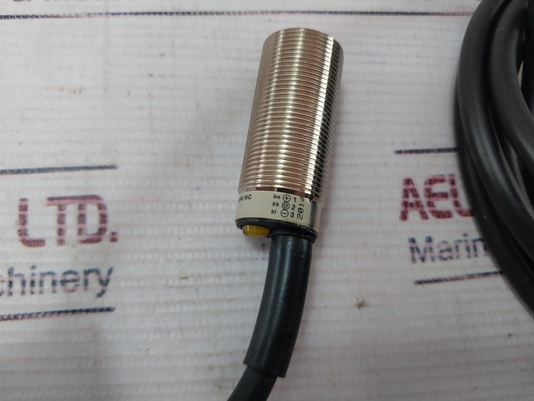 Omron Tl-x5E2-e1 Rpm Sensor 10-35 Vdc 300 Ma