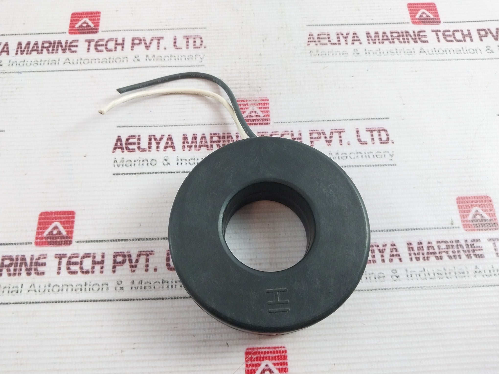 Square D 5Nr-601 Current Transformer 600:5