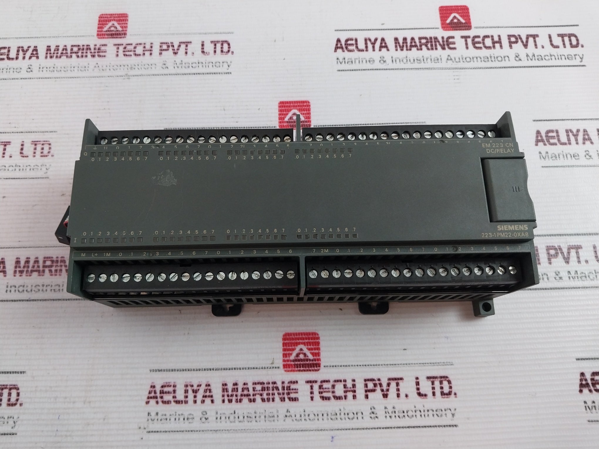 Siemens 6ES7 223-1PM22-0XA8 EM 223 CN DC/Relay Module