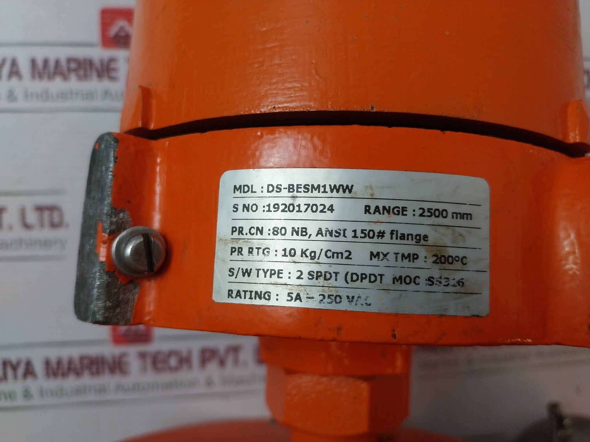 Techtrol Ds-besm1Ww Displacer Type Magnetic Level Switch 5A-250Vac 10 Kg/Cm2