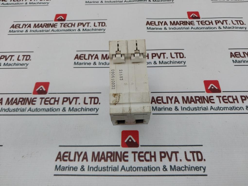 Tengen Dz47 C32 Circuit Breaker 230/400V 50/60Hz
