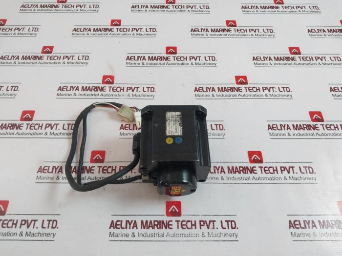 Sanyo Denki P30B08010Dbpd3 Ac Servo Motor 100W Ac200V 1.7A Ip40