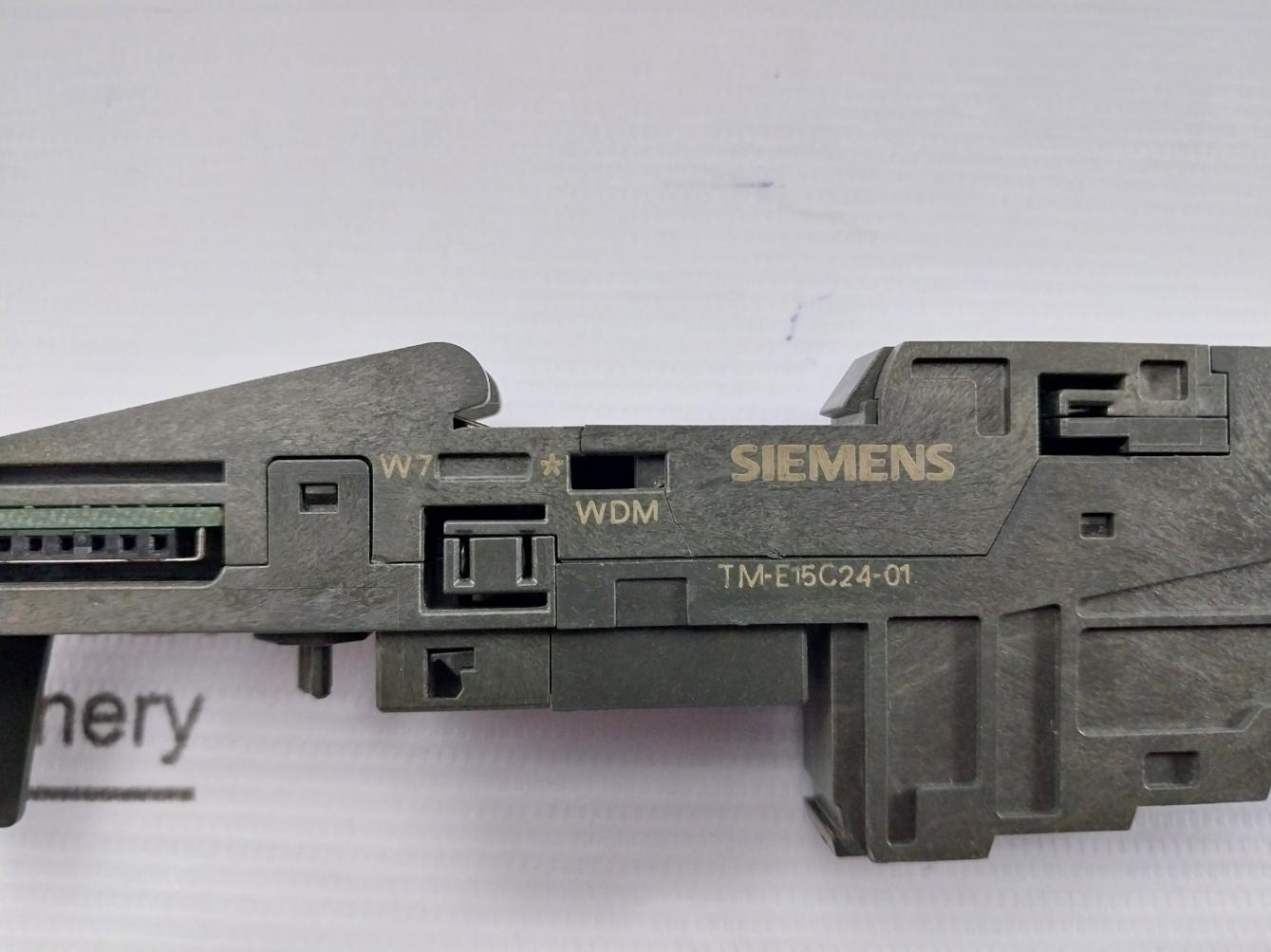 Siemens 6Es7 193-4Cb30-0Aa0 Terminal Module Tm-e15C24-01 Wdm