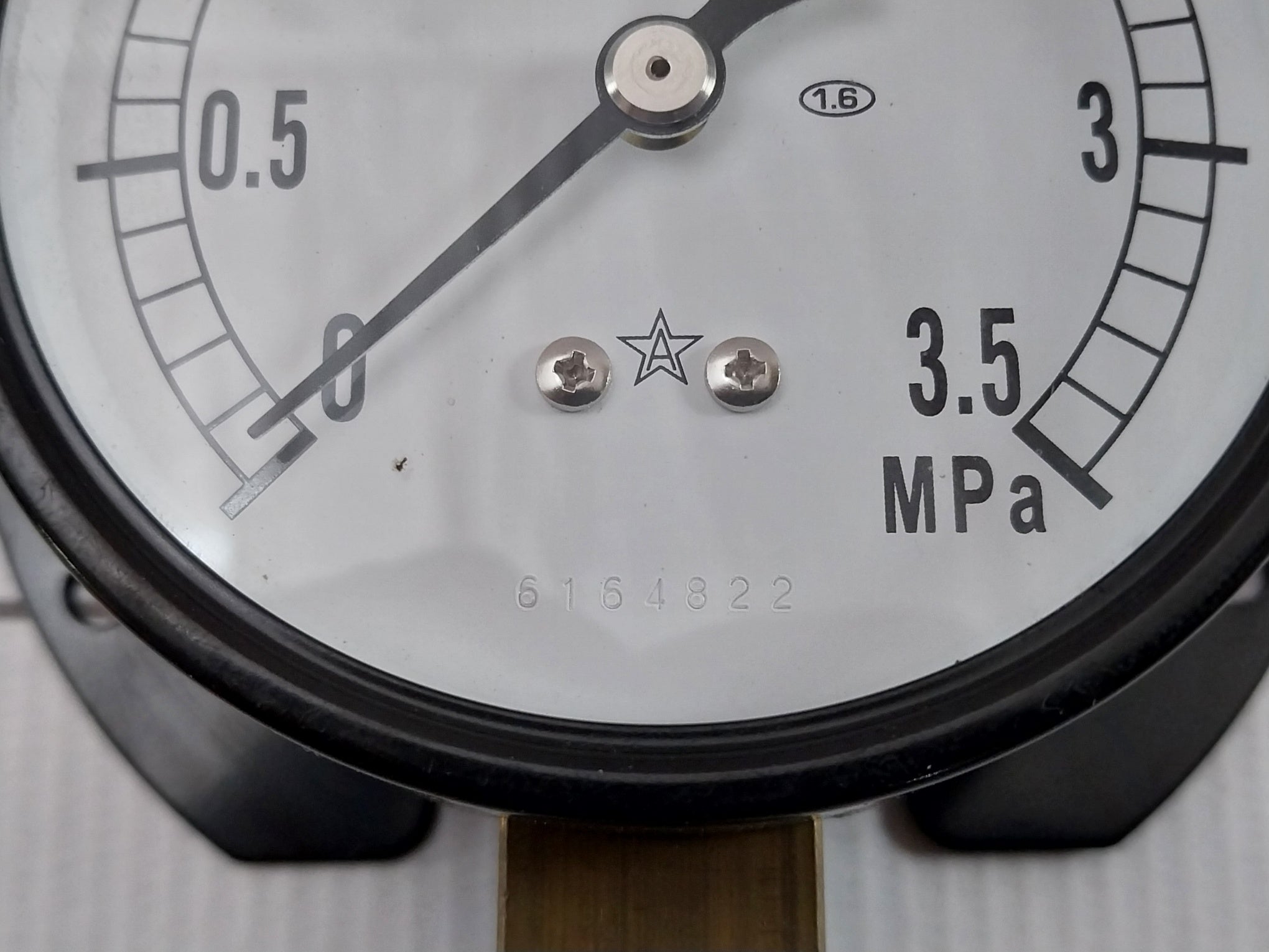 Migishita Seiki 0-3.5Mpa Pressure Gauge Bvt3/8X75X3,5Mpa