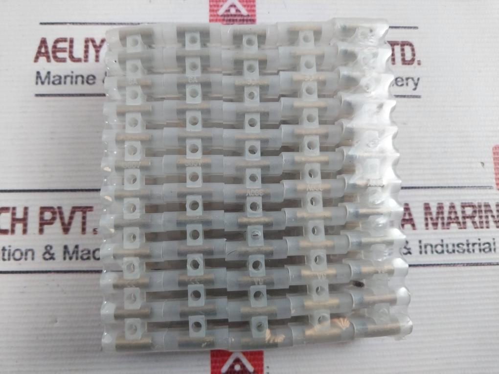 Pack of 10X 20A 12 Plastic Terminals