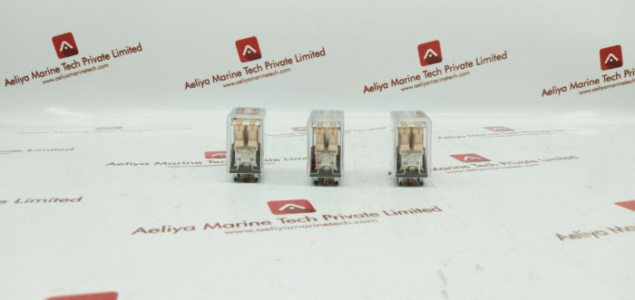 Axicom v23003 b0037-c110 relay