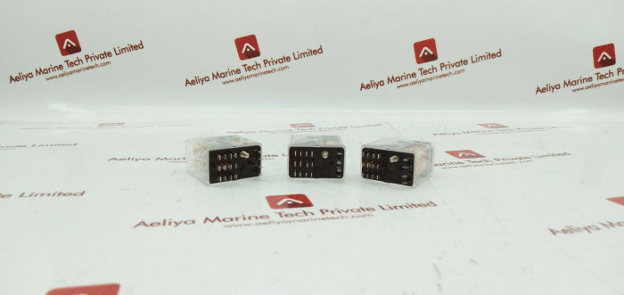 Axicom v23003 b0037-c110 relay
