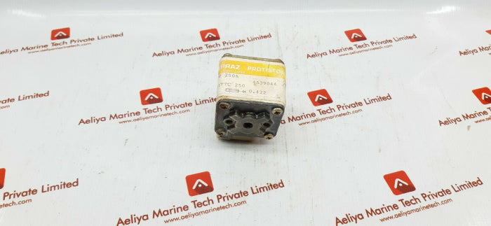 Nihon ferraz x088363 fuse 600v 250a