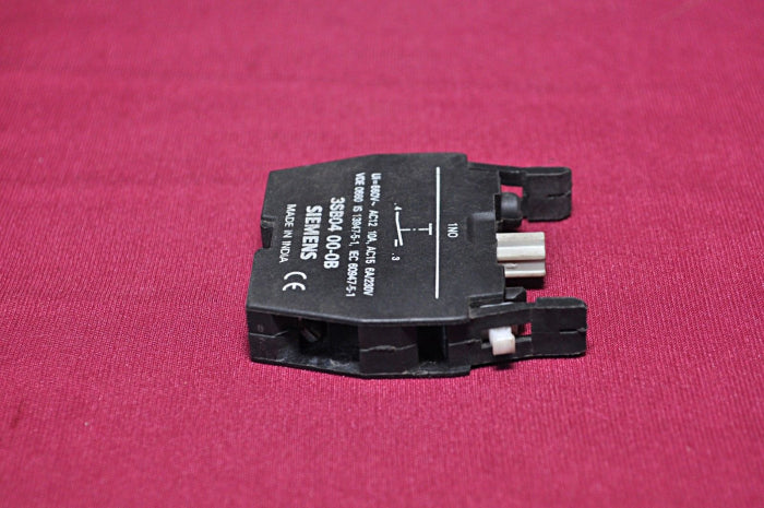 Lot Of 8X Siemens 3Sb04 00-0B Contact Block 660V~