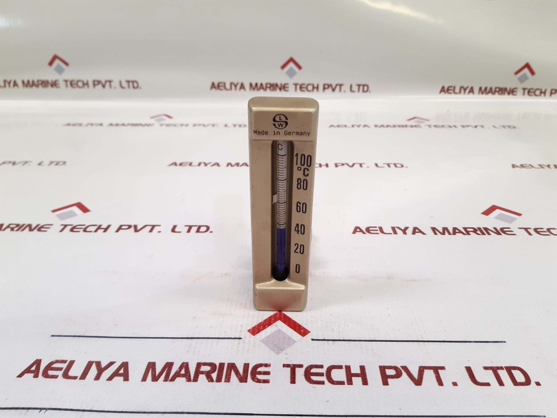 Lsw 0 To 100°C Thermometer.