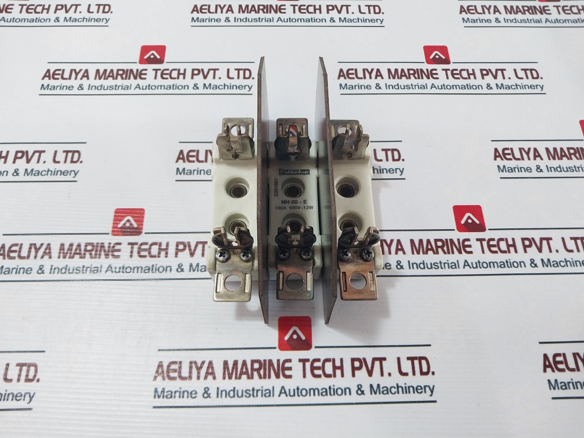 Ferraz Shawmut Nh 00-e Din Rail Mounting Nh Fuse Base 160A 690V~12W