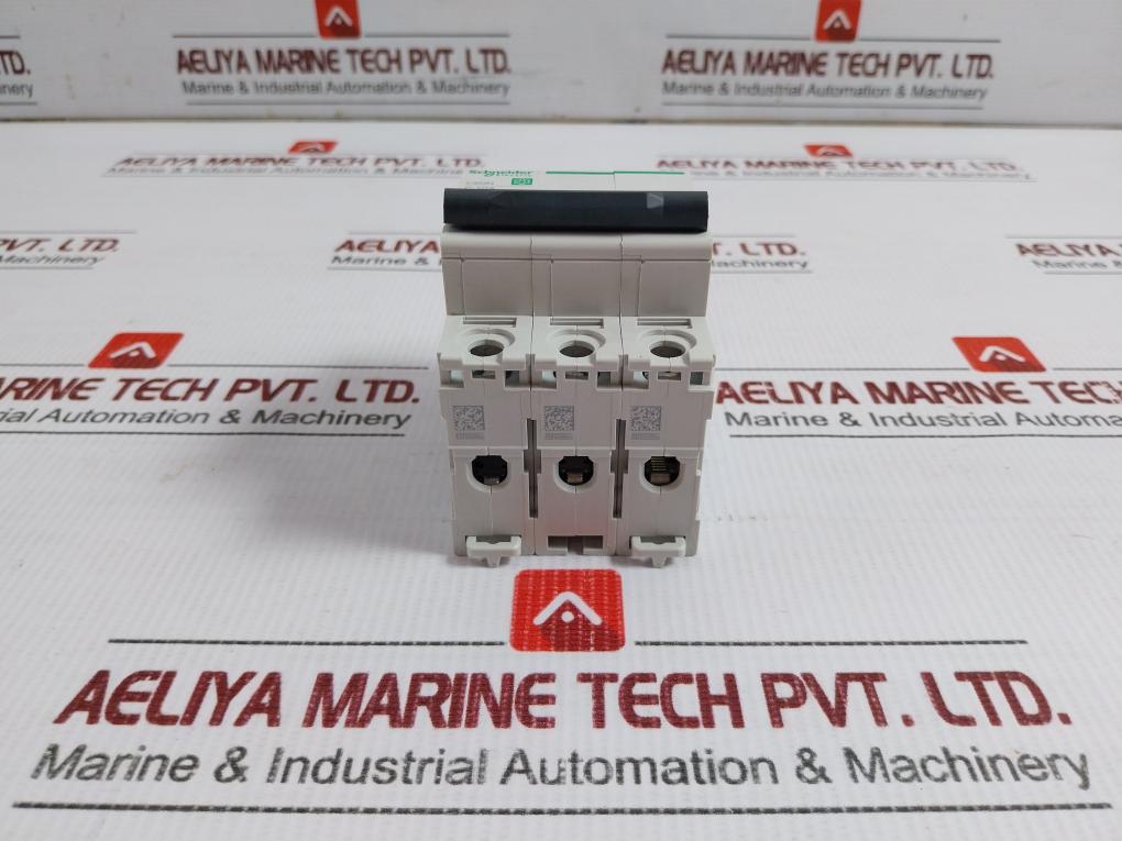 3-pole Circuit Breaker 415V 50/60Hz Schneider Electric C60N