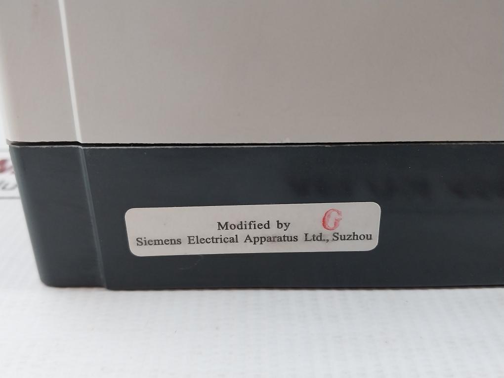 3-pole Molded Case Circuit Breaker 3Vl5763-2Dc36-0Ae1 Siemens