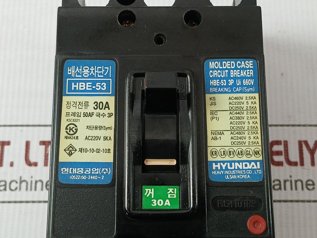 3-pole Molded Case Circuit Breaker 660V 30A Hyundai Hbe-53