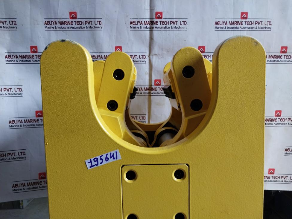 30311538 Hydraulic Excavator Attachment Set 210 Barg By Tsc