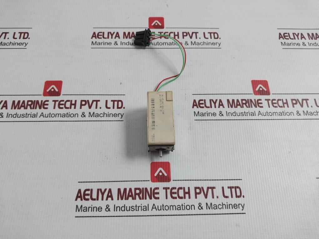 33036 Shunt Trip Coil Schneider Electric 200-250V Ac-dc