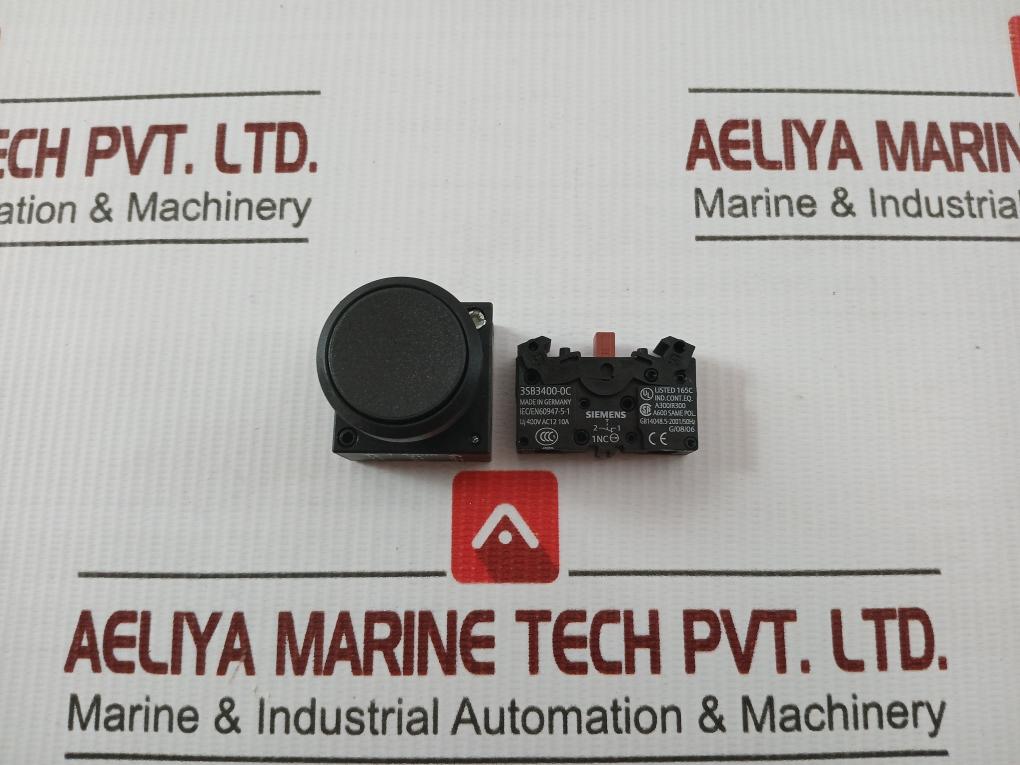 3Sb3 203-0Aa11 Push Button With Contact Block 50 Hz Siemens