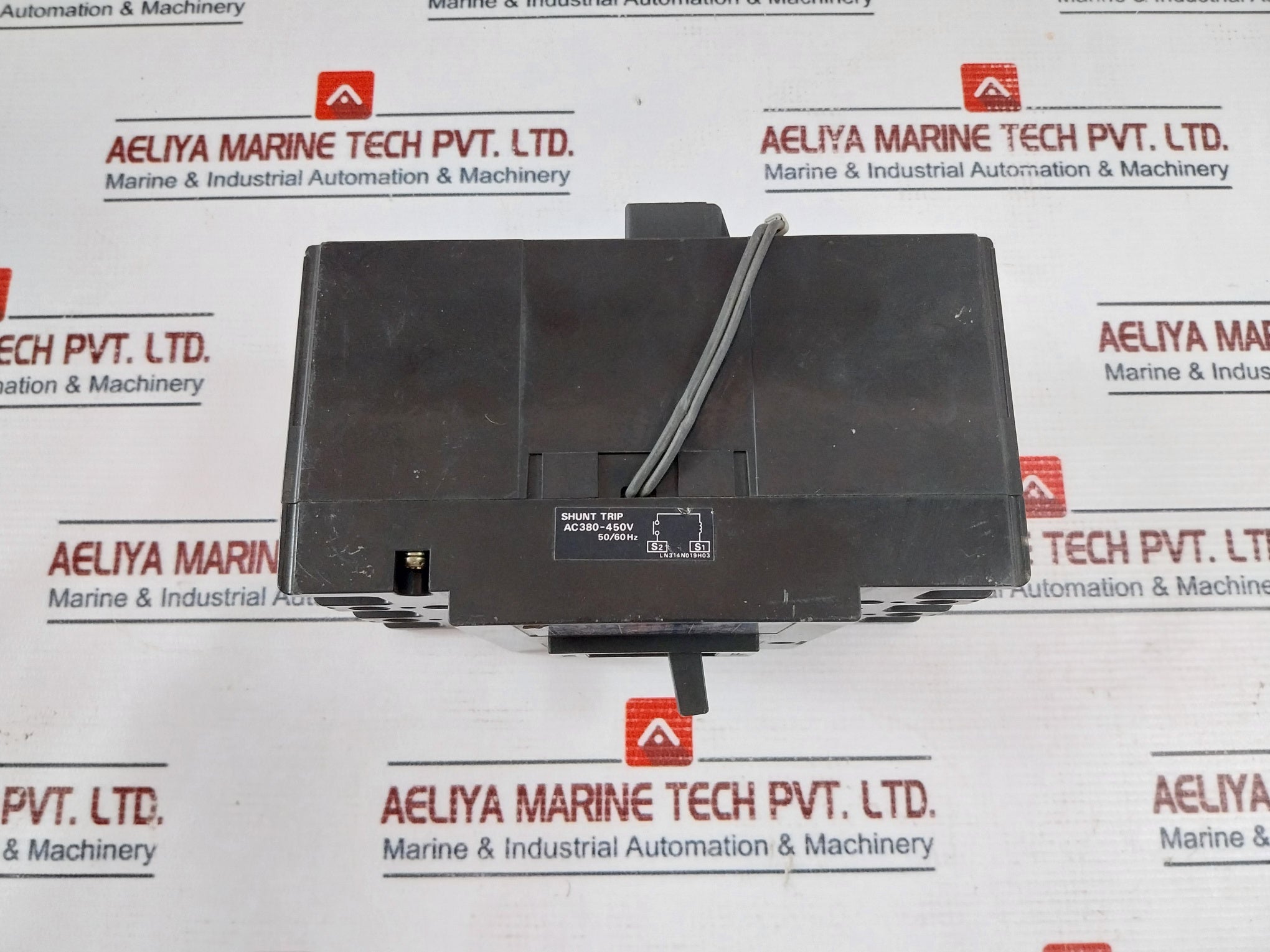 Mitsubishi Electric Nf100-sh No-fuse Breaker 15Amp 660V