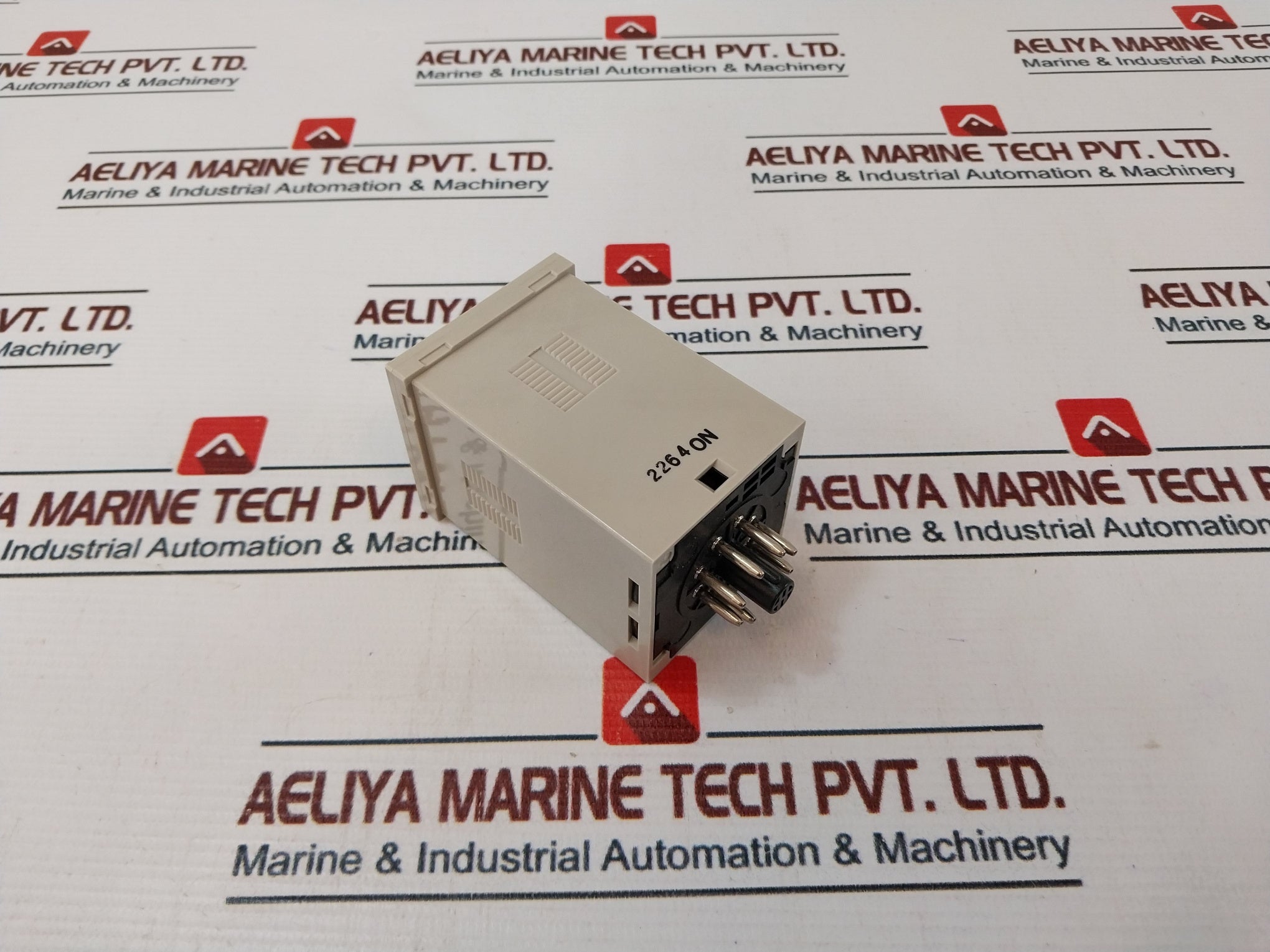 Omron H3Ca-8H State Timer Relay 100/110/120Vac~ 50/60Hz