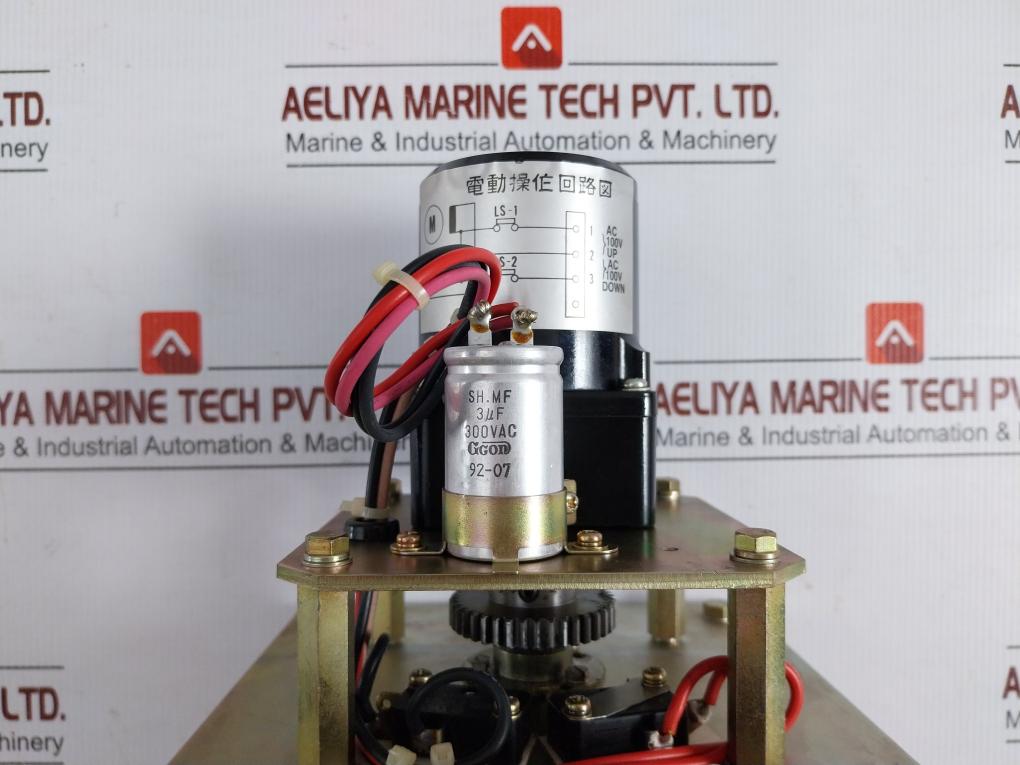 4-Pole-Slide-Regulator-50-60Hz-100V-300Vac-by-Matsunaga-Mp-1315-8