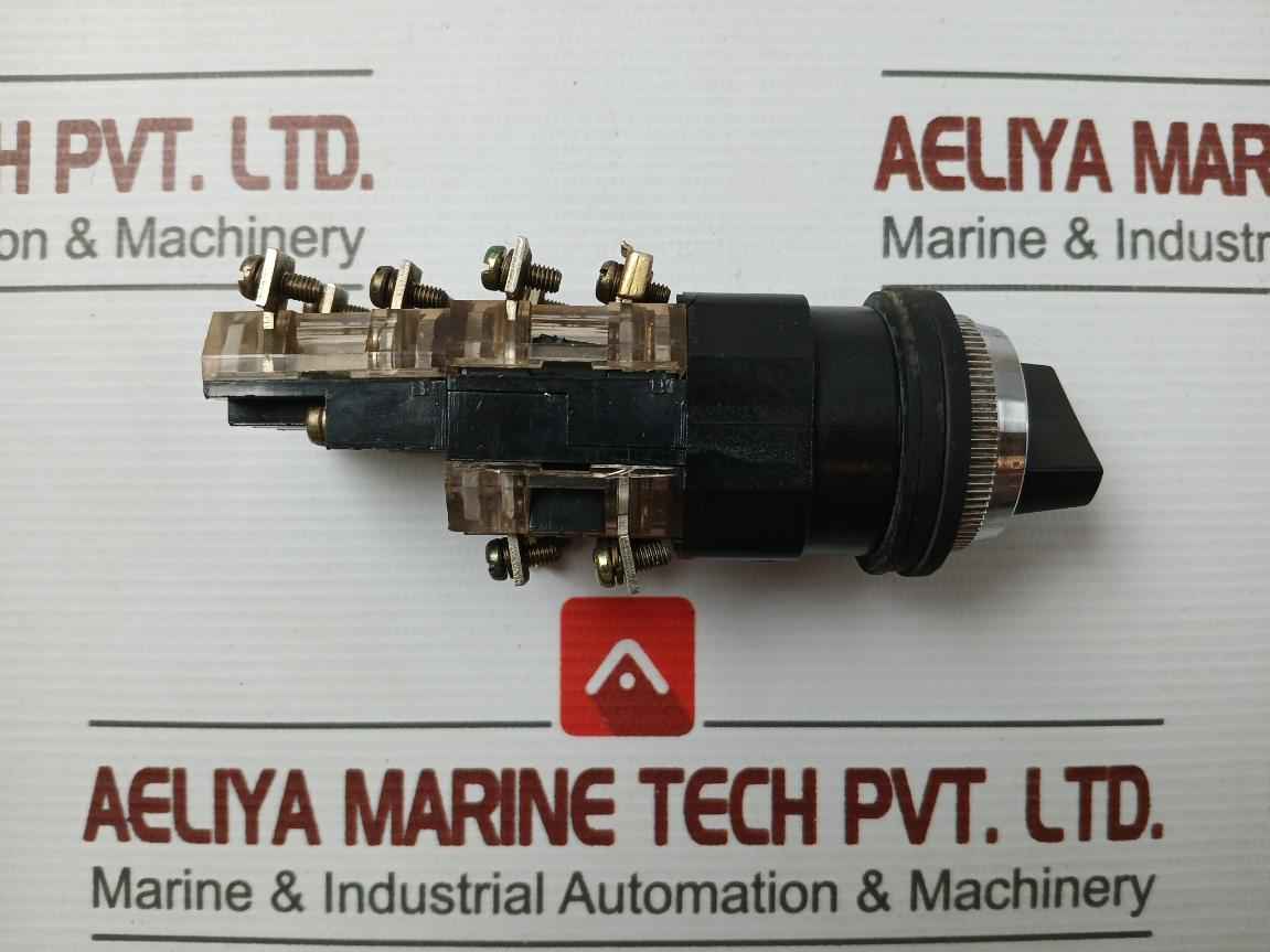 41-11754 Rotary Selector Switch Ybn30-s1 Brand Yoshida 250V 10A