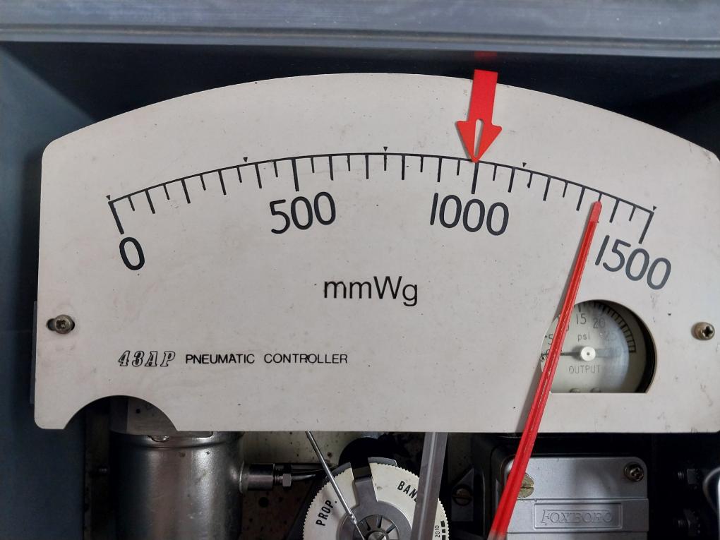 43Ap-fa42C Pc Pneumatic Controller 0-1500 Mmwg 0-30 Psi