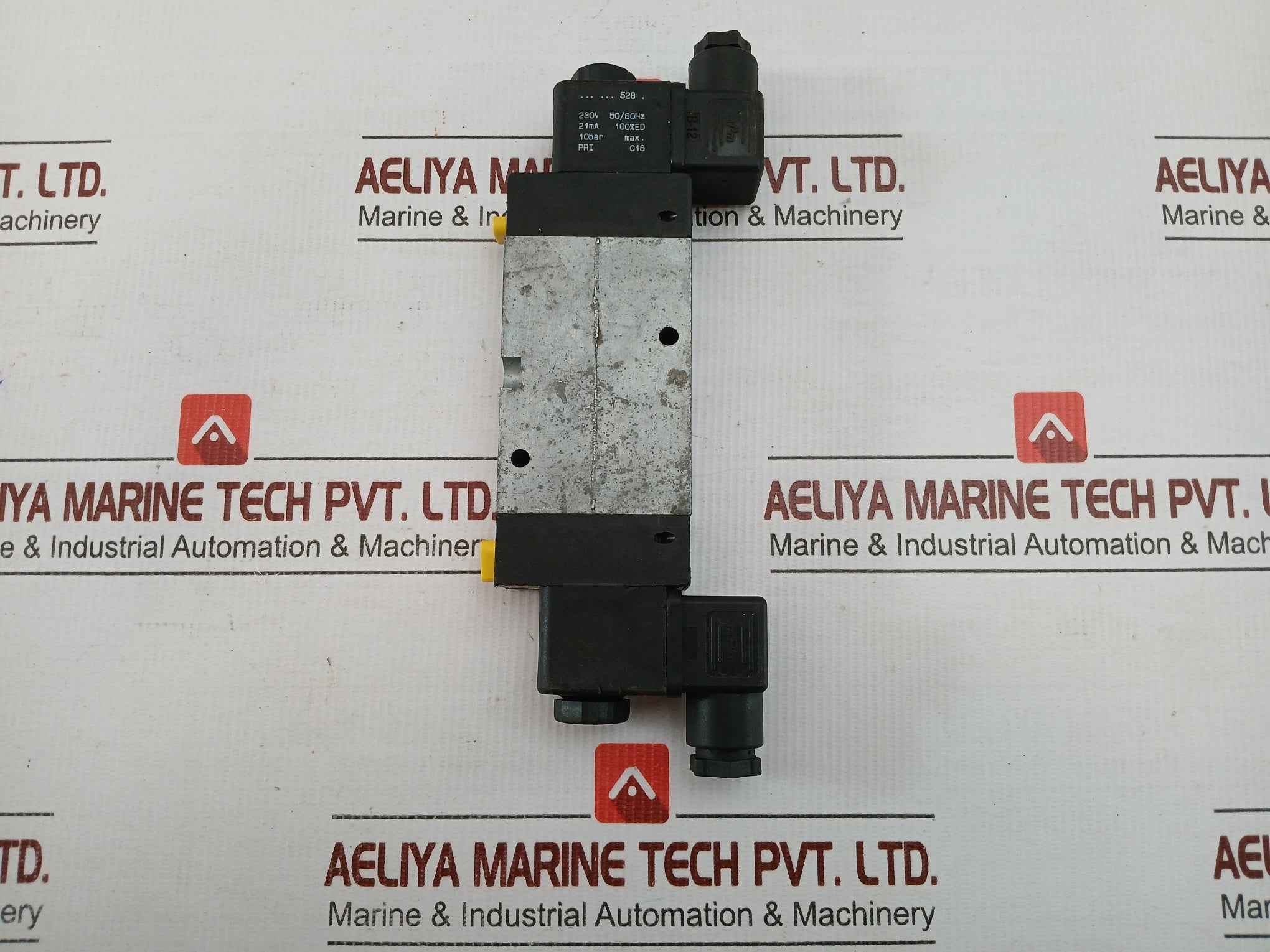 577 627.... 0 Pneumatic Double Solenoid Valve 230V 50/60Hz Rexroth