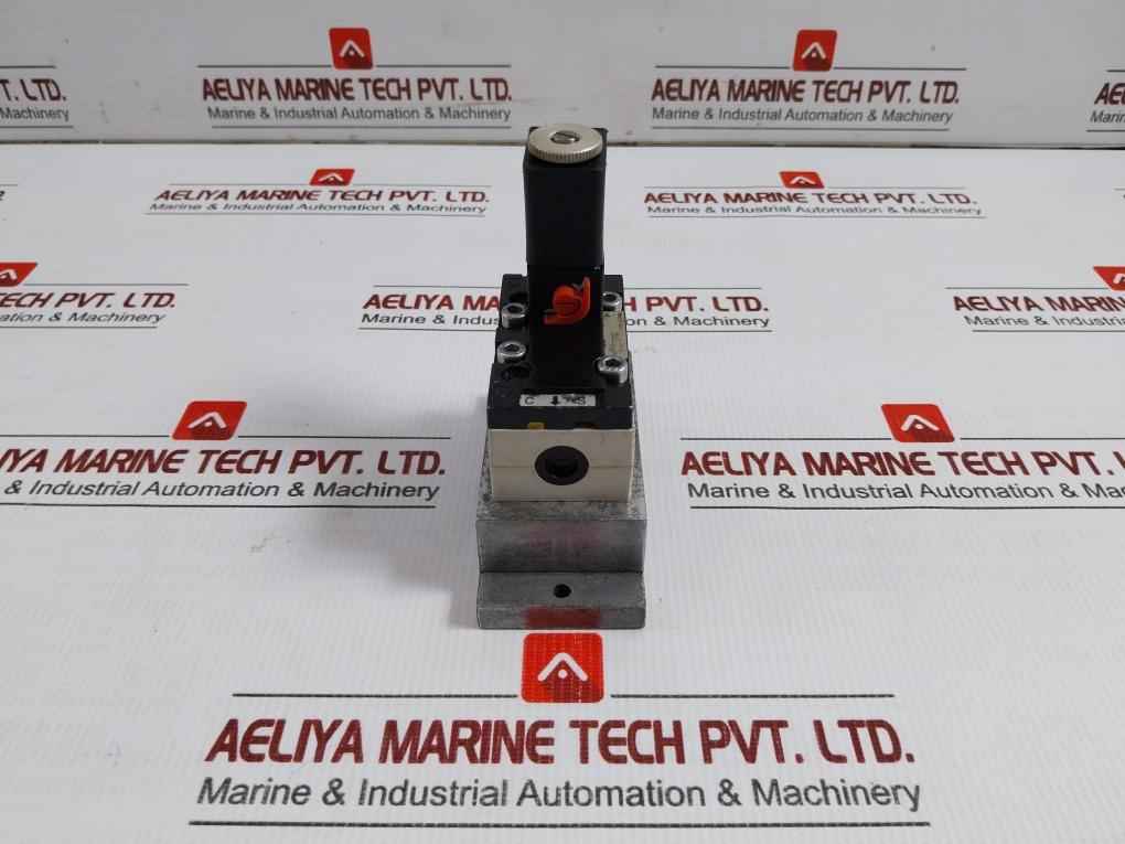 5811010000 Directional Pneumatic Solenoid Valve 10 Bar 24 Vdc Aventics