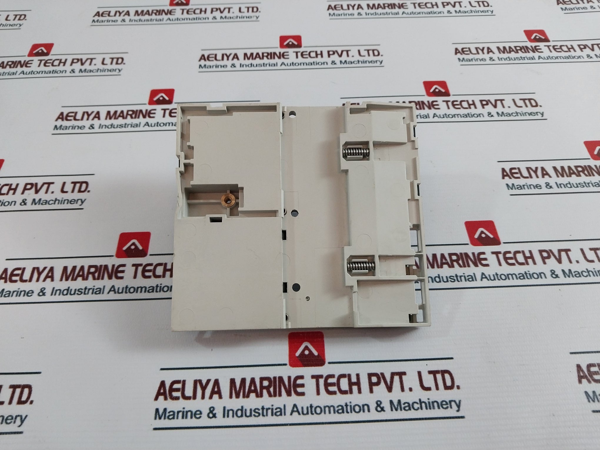 Abb 1Sap112100R0170 2Xcoupler Slots Cpu Terminal Base 24Vdc 94V-0