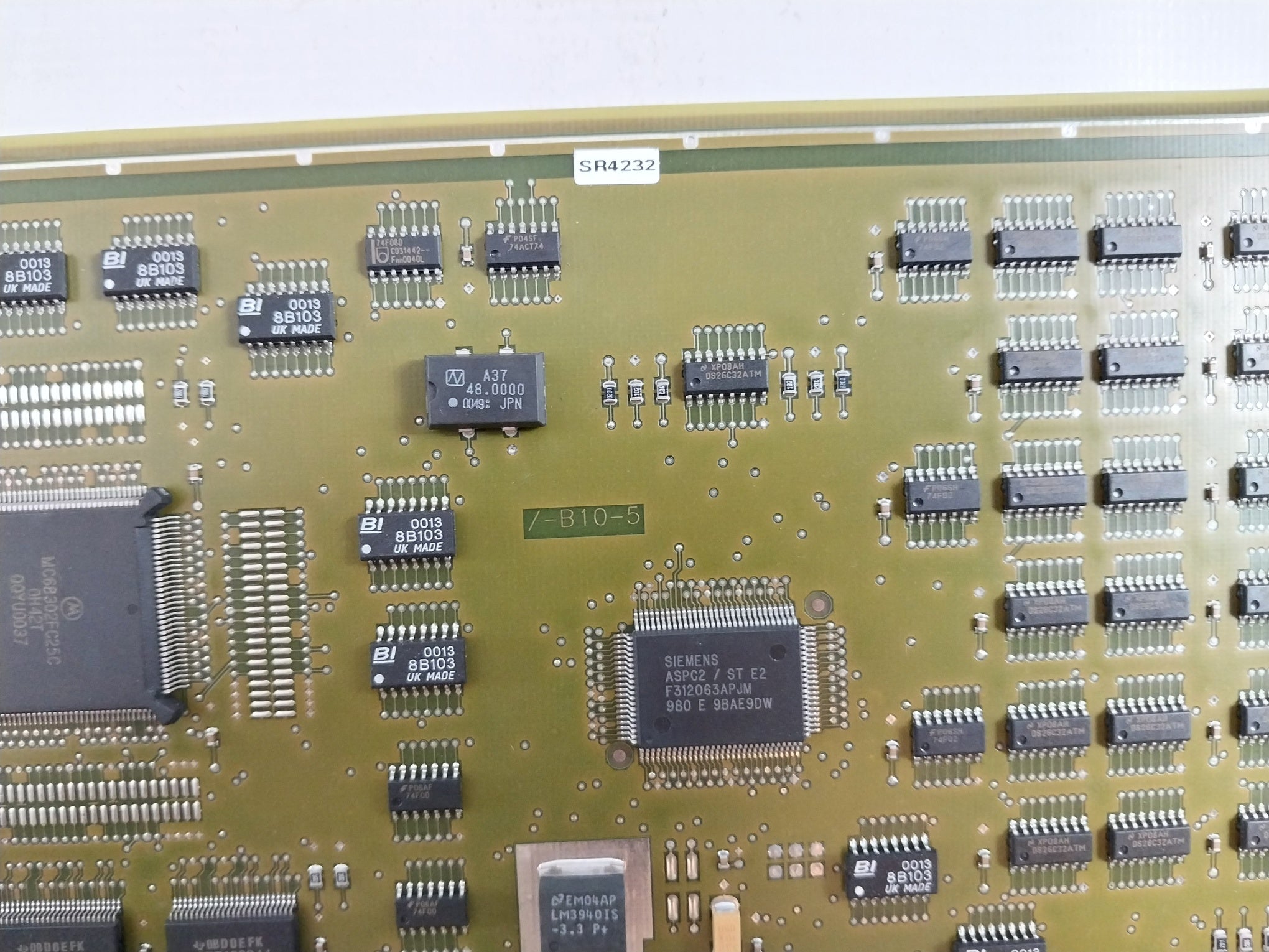 Siemens S30810-q954-x200-b4/01 Spass Hq I/O Msg Bufr Surpass, W30810-q954-d8-5