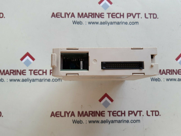 Omron c200h-da002 d/a unit