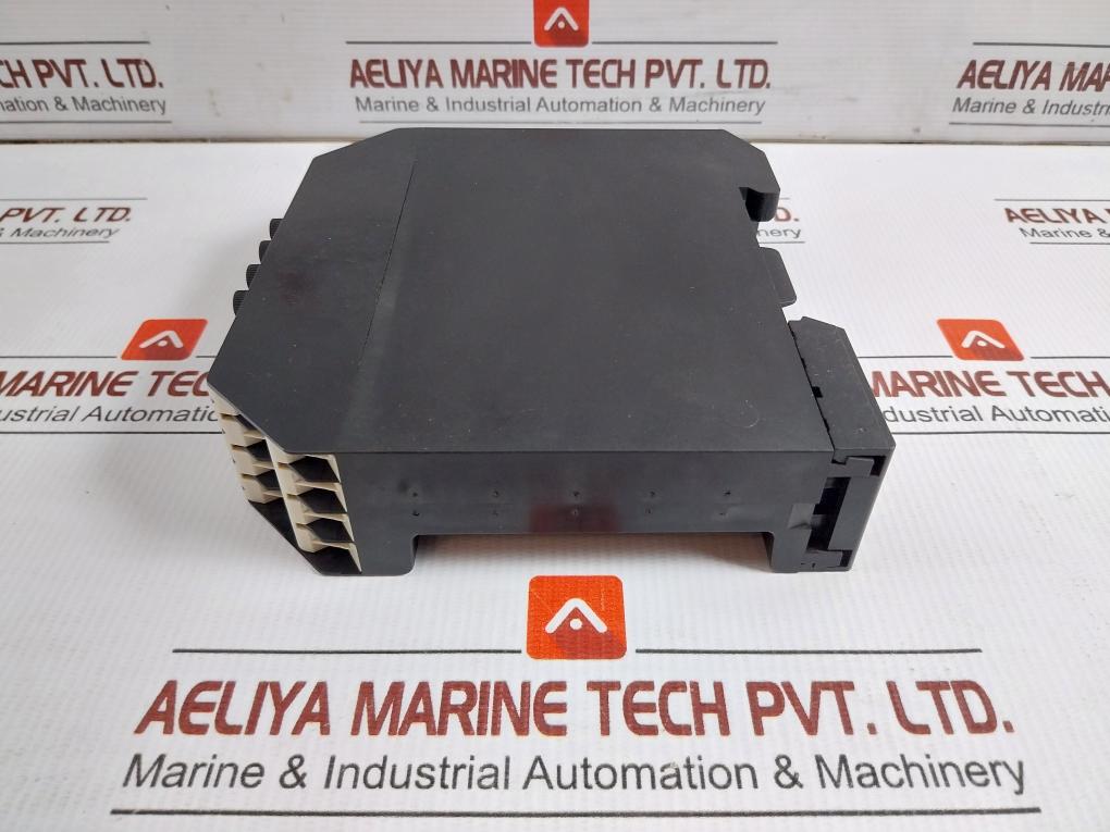 6Es5-410-7Aa11-Digital-Output-Module-By-Siemens-208411-6