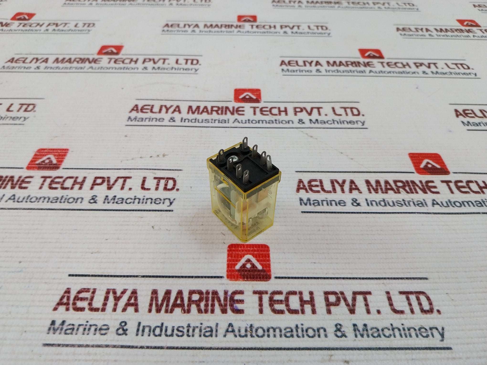 Idec Rm2S-u Relay 6A 240Vac