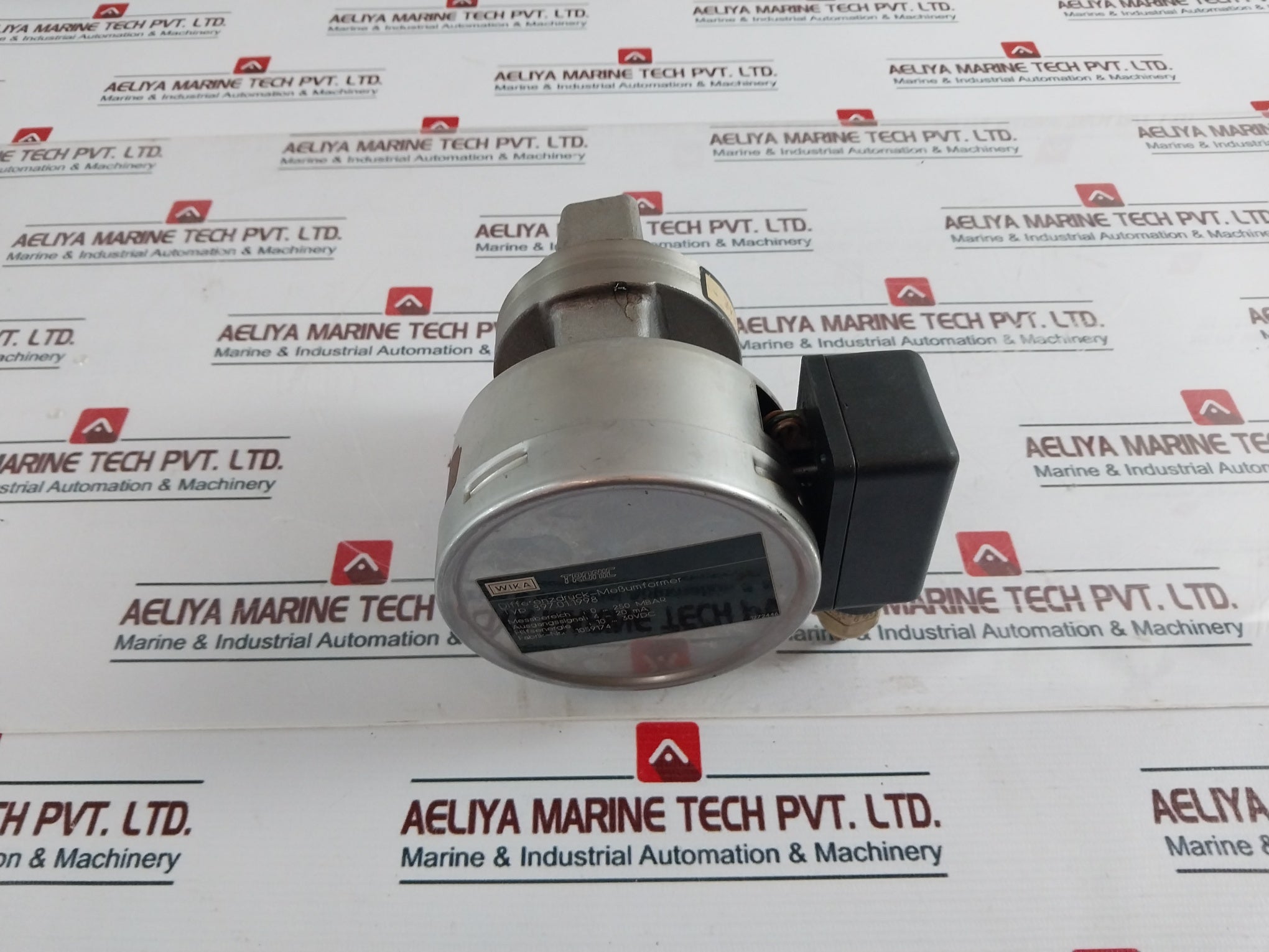 Wika 897.01.1998 Differential Pressure Transducer 10…30vdc