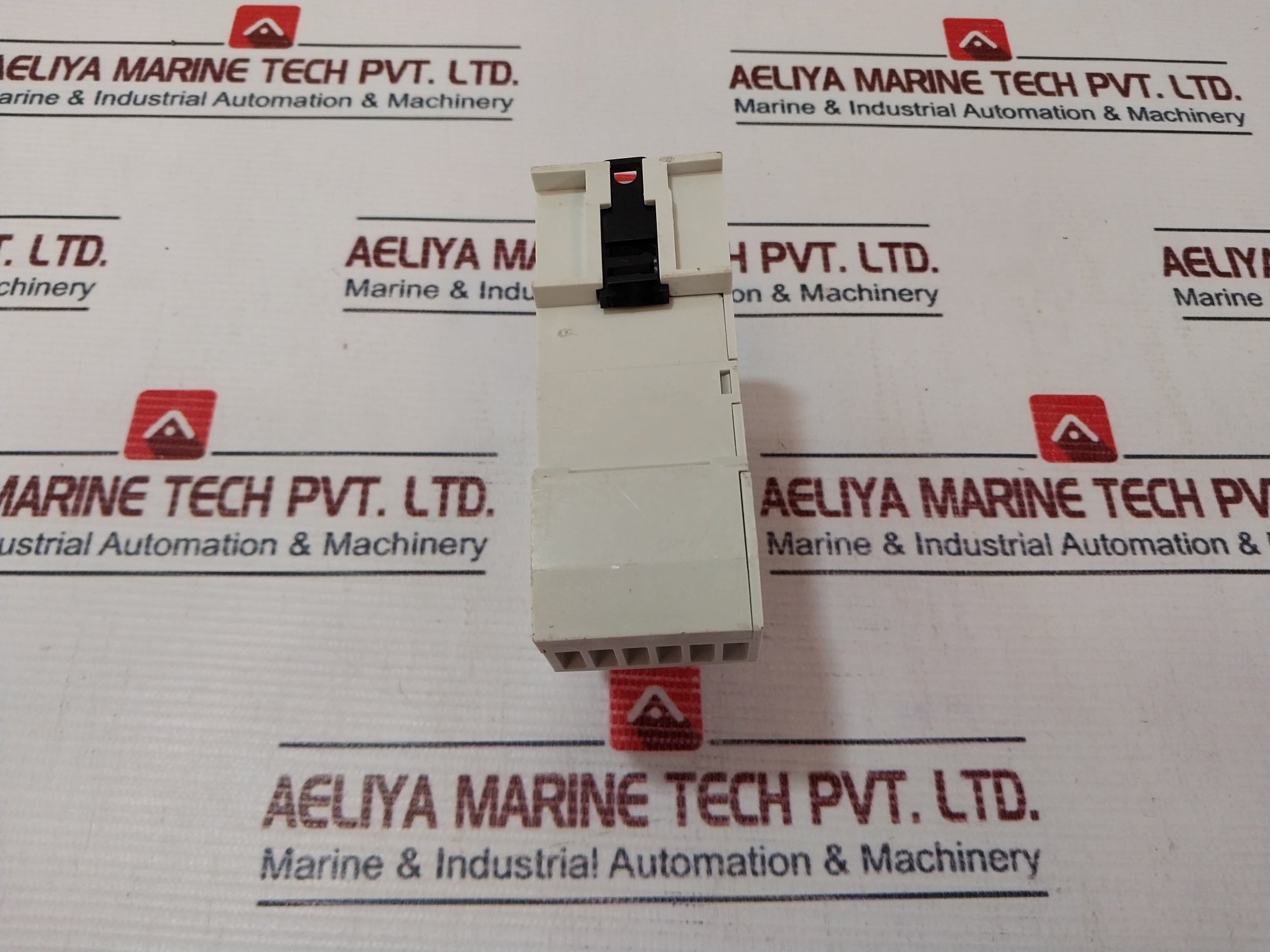 Crouzet 8487302 Voltage Monitoring Relay 3-Phase 480V AC 50/60hz