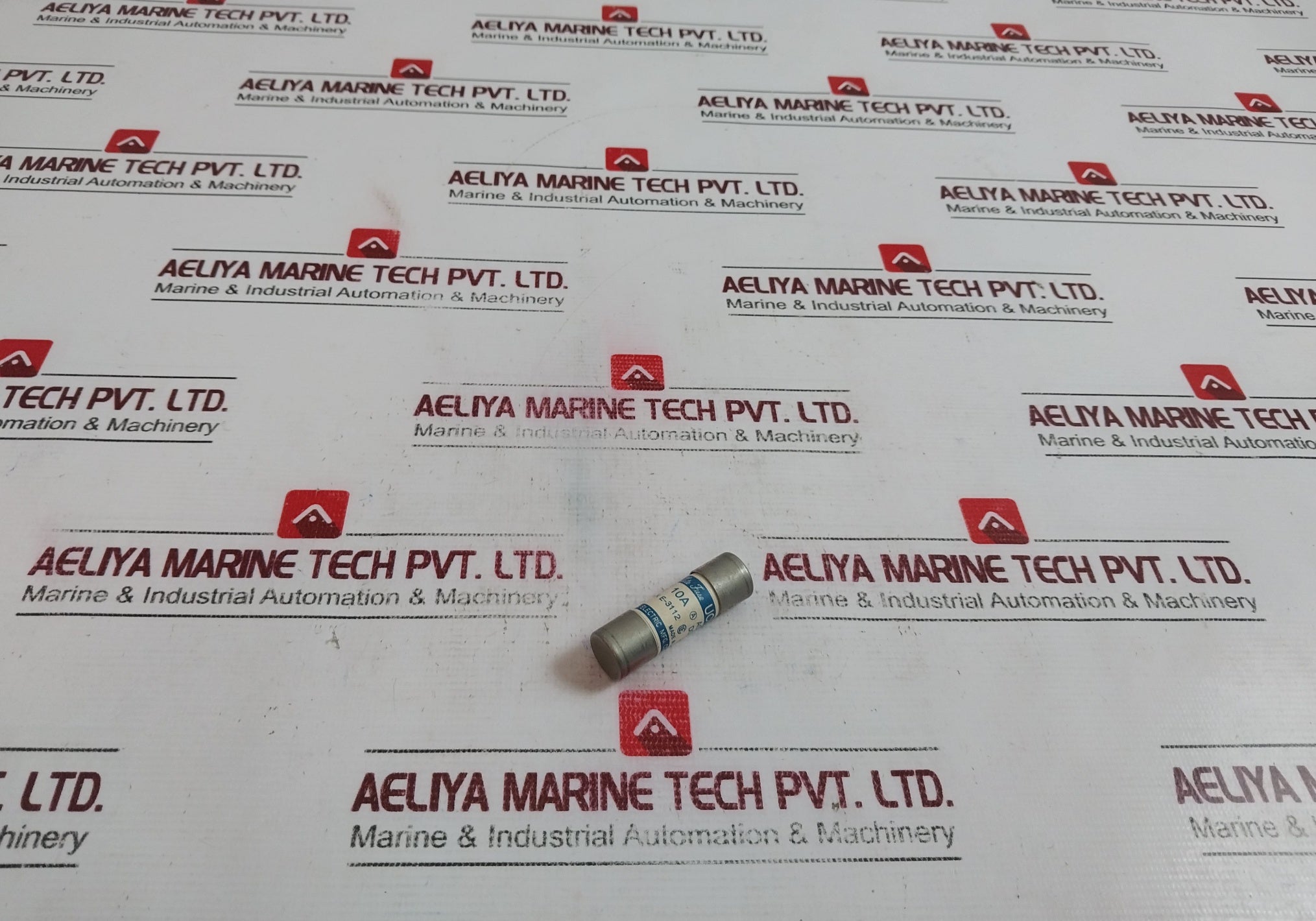 Lot of 10X Utsunomiya UC1 Cello-Lite Fuse 10A AC500V DC250V, 16D-000-003