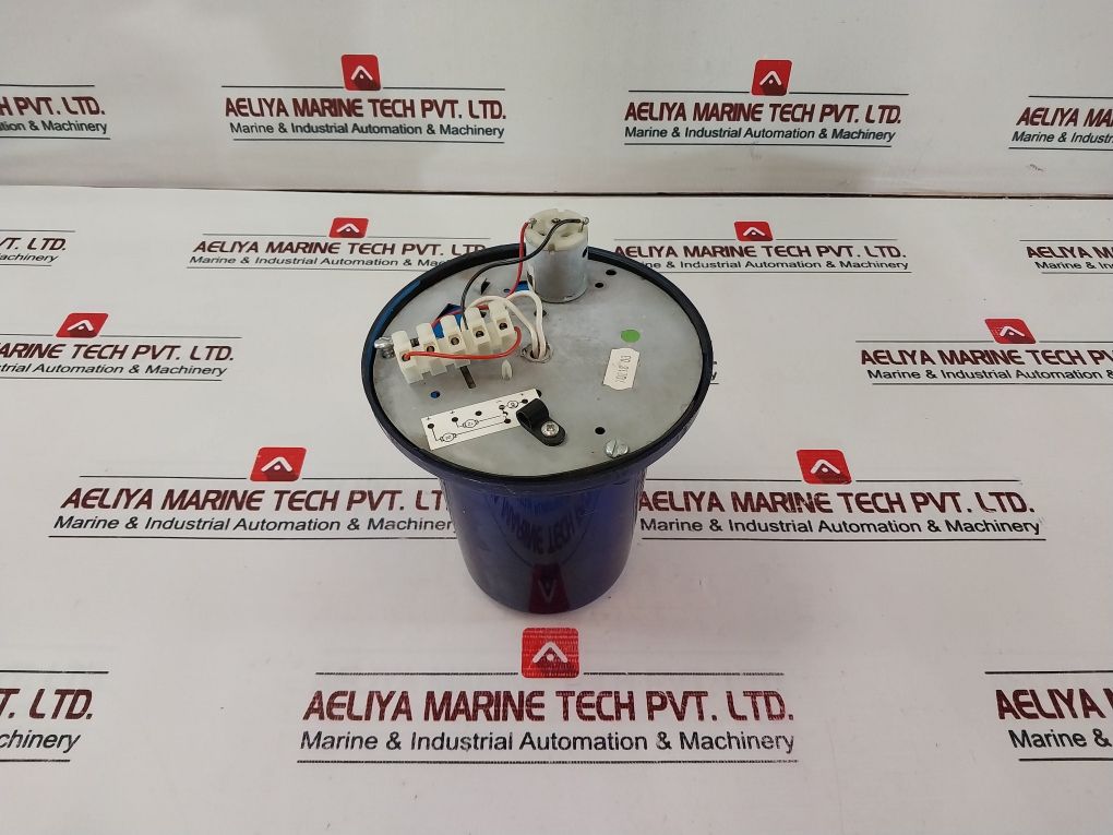 70218 03 Rotary Warning Light Blue 12/24Vdc