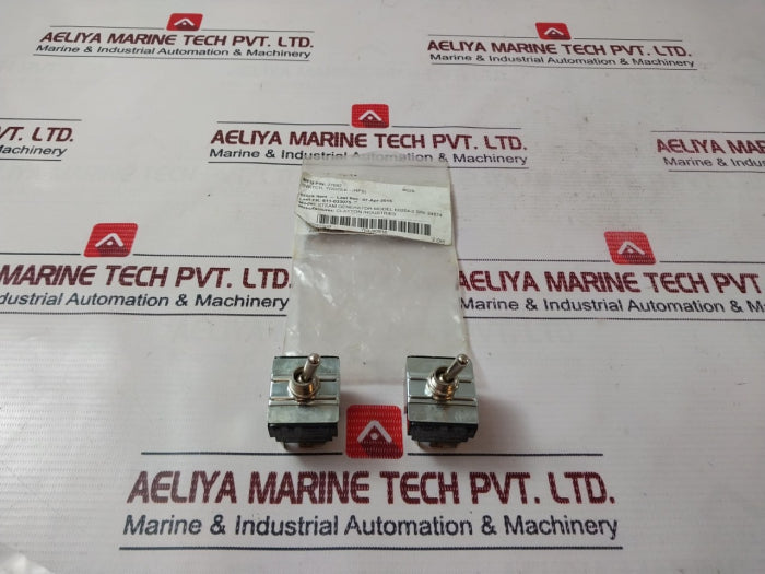 Lot of 2X Carling 27682 Toggle Switch 10A 250VAC
